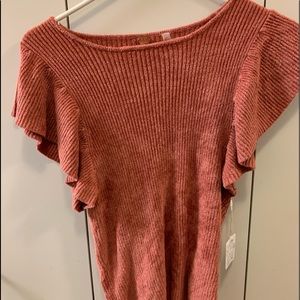 Free people rose shirt 🌺